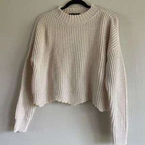 Romeo + Juliet Couture Cropped Sweater